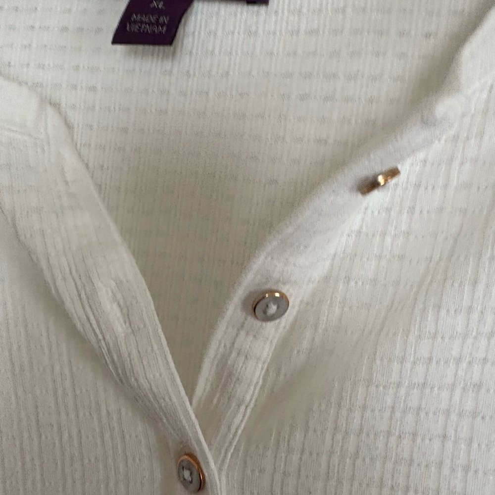 Gloria Vanderbilt Cream Textured Top - Picture 3 of 5
